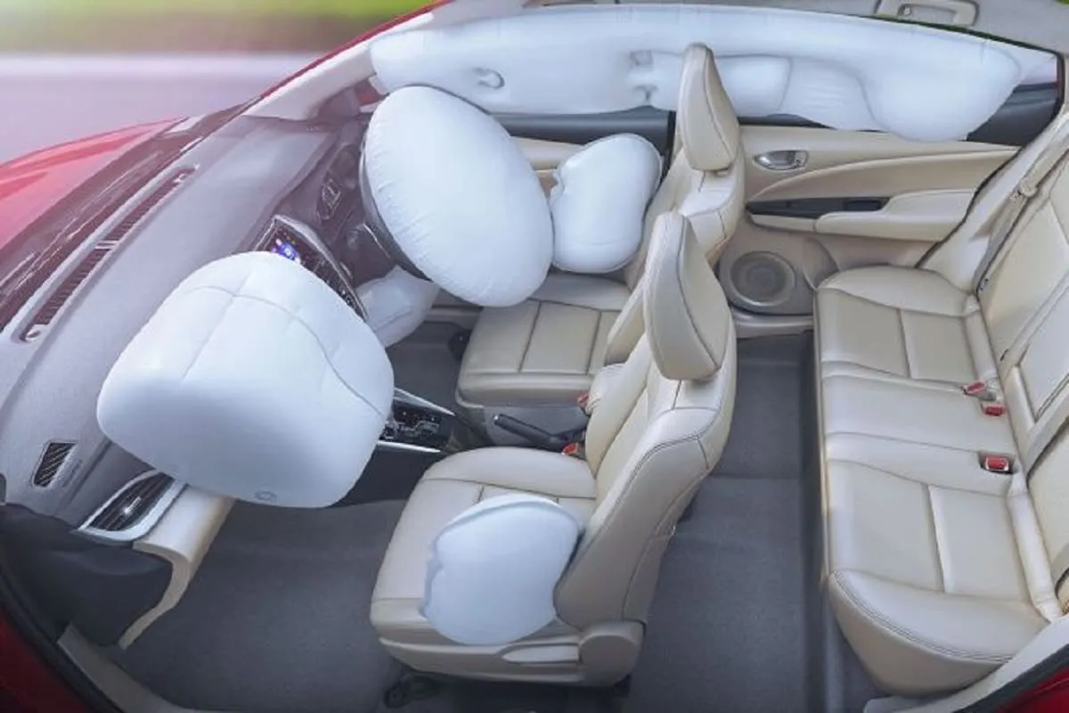 Indian Government New Mandatory Dual-Airbag Rule- Hyundai Santro, Renault Kwid and more