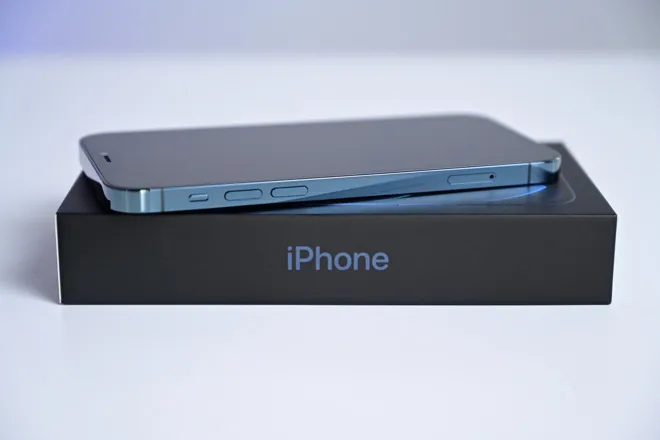 Brazilian government fined Apple $2 million for selling iPhone 12 without a charger