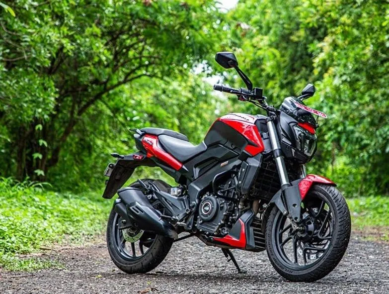 Bajaj Dominar 250 gets a huge price cut in India | New Price?