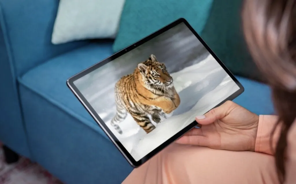 Lenovo Tab 6 5G brings Snapdragon 690 SoC and 7500mAh battery | Price, Specifications, and Features