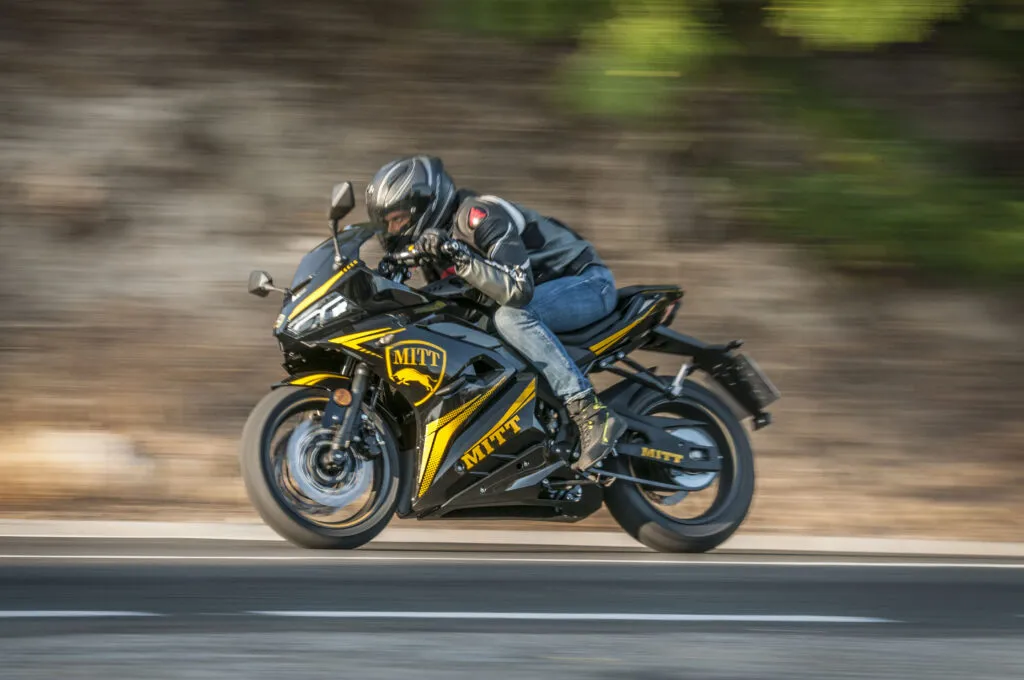 Taro GP 2 200 Price in Nepal- Features, Specifications, Mileage