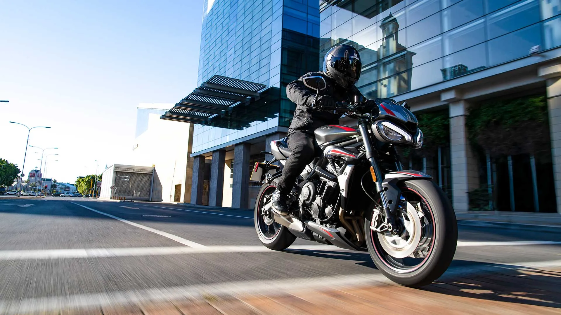 Triumph Street Triple | Price, Features, Specs