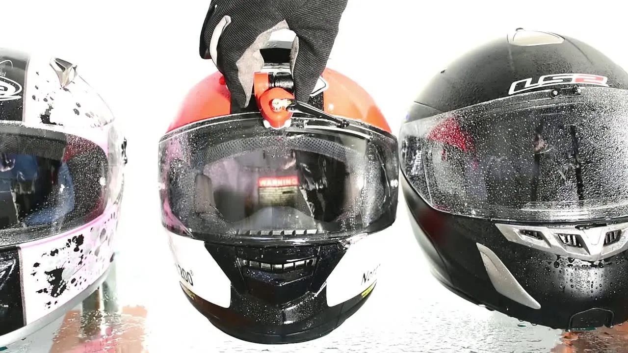 Rainy Seasons are now no longer trouble as Helmets have come with wipers
