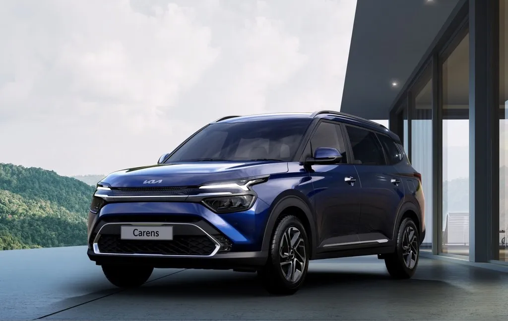 Kia Carens: Full Specifications, Safety Features, Mileage, and Top Speed