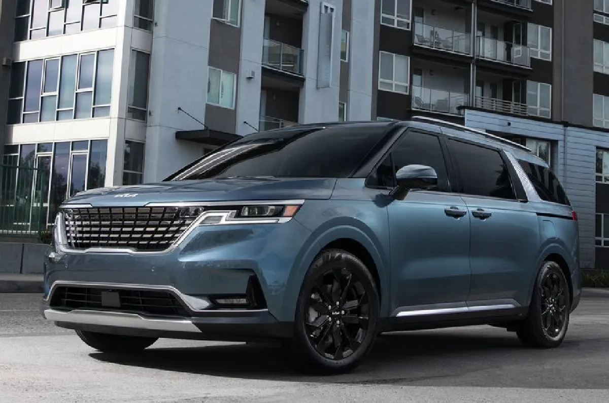Kia's new Carnival (KA4) to make debut in 2023 Auto Expo