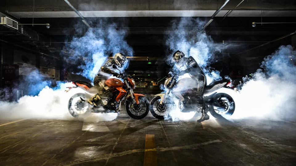 Benelli TNT 300 Price in Nepal: Features, Mileage, Colors, Top Speed [Updated]