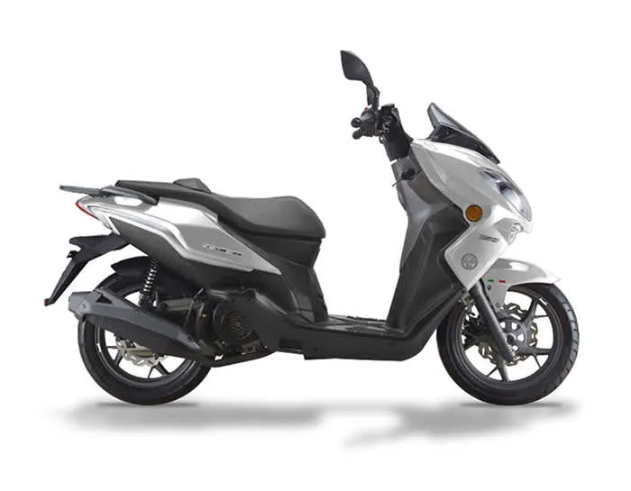 Realme 9i smartphone front and back view