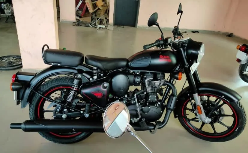 2020 Royal Enfield Classic 350 coming soon with black alloy wheels and updated BS6 engine