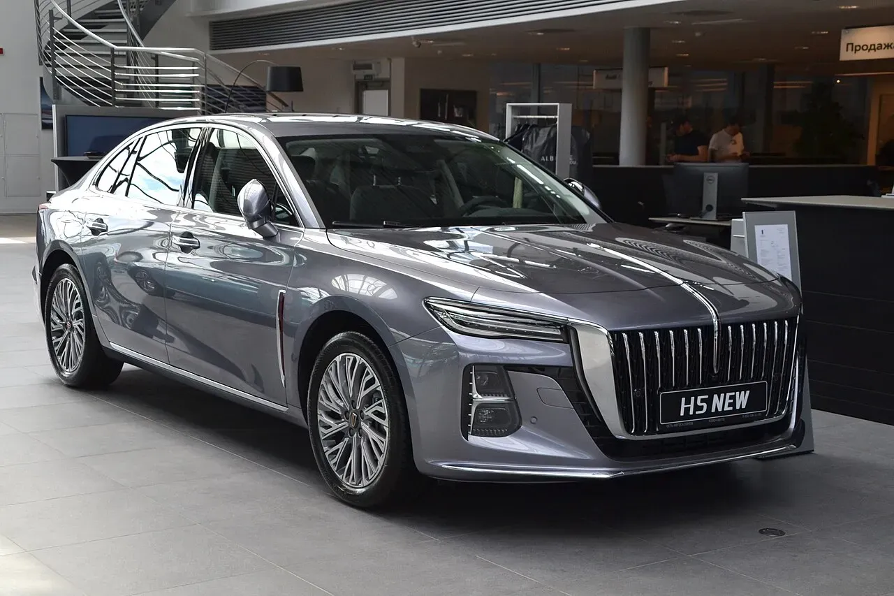 Hongqi E-HS4 Lands in Nepal at Rs 57.99 Lakh: China's Red Flag Brand Makes Its Move at NAIMA 2026
