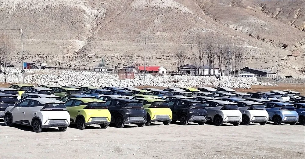Chinese Vehicle Imports May Reroute Through Mustang After Rasuwa Disaster Cripples Key Border